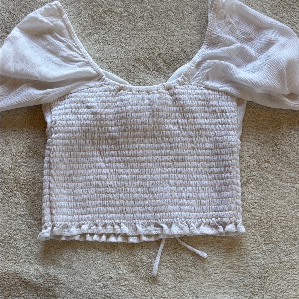 Hollister White Long Sleeve Crop Top NWT - Picture 4 of 6